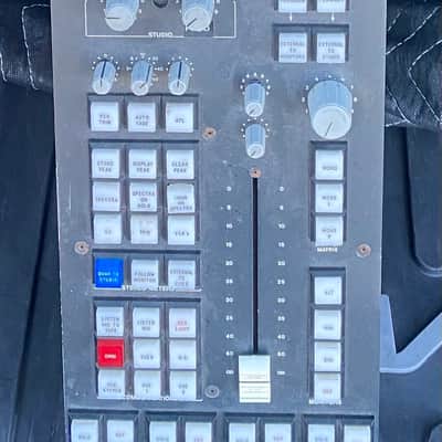 Solid State Logic 6000 E master section image 1