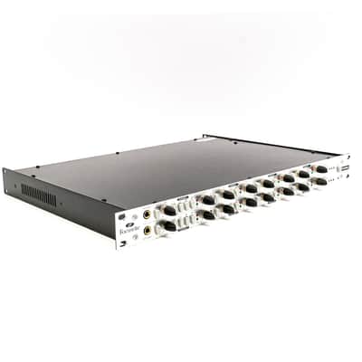 Focusrite Platinum OctoPre 8-Channel Microphone Preamp w/ Compressors Rackmount image 2