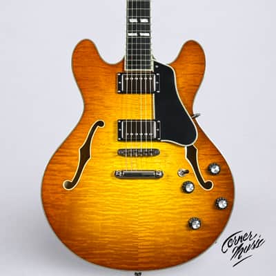 Eastman T486-GB 2025 - Goldburst image 1