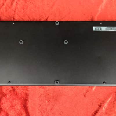 Line 6 FBV foot controller * multi effect floorboard and controller * works for : Line6 Vetta, Line6 Spider III and II, Line6 Bass POD XT, Line6 POD X3 * controlls volume, wah-wah, chromatic tuner, tap-tempo * image 6