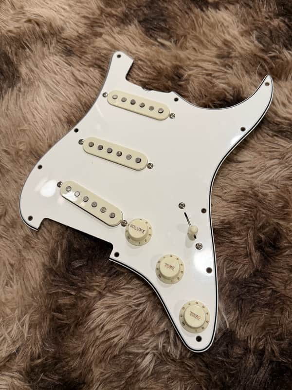 Fender Custom Shop Stratocaster "Chicago Special" Hand Wound Pickups Loaded Pickguard image 1