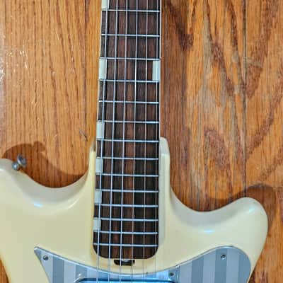 Teisco ET-310 - 1960s - White image 7