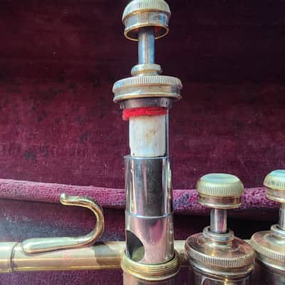 Conn 12b 1950s - Raw brass and copper image 10