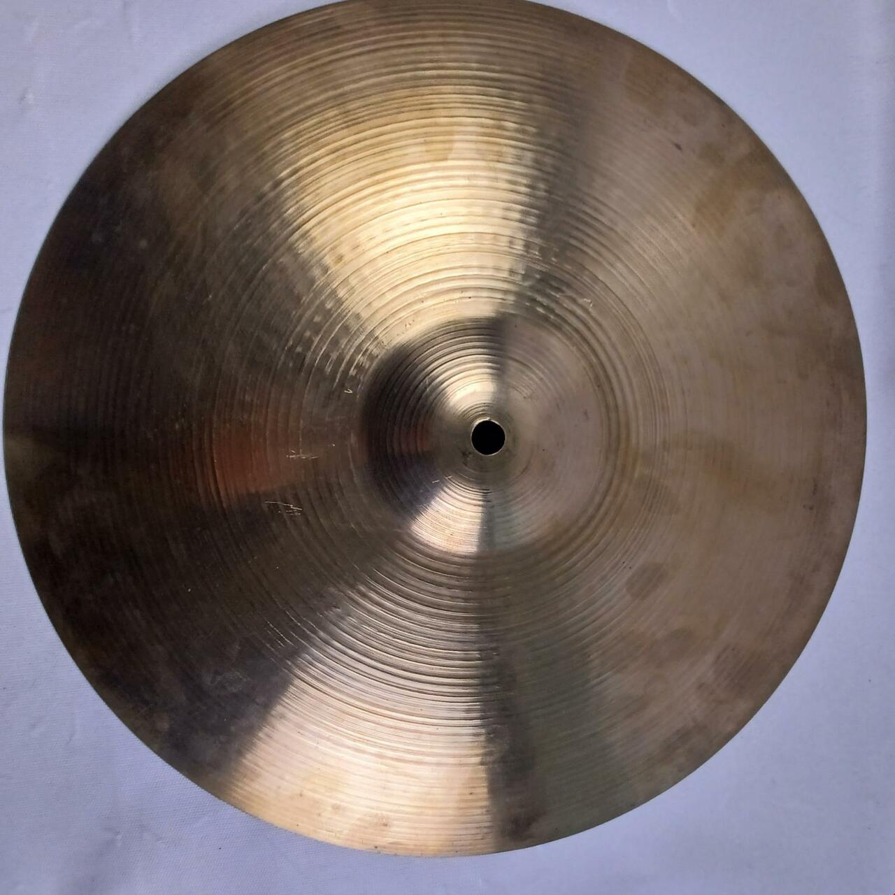Zildjian 16" 70s Crash 1172g Medium-Thin Cymbal Vintage B20 Made In USA A Bronze — main photograph