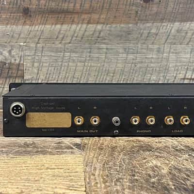 MFA Magus preamplifier and power supply image 9