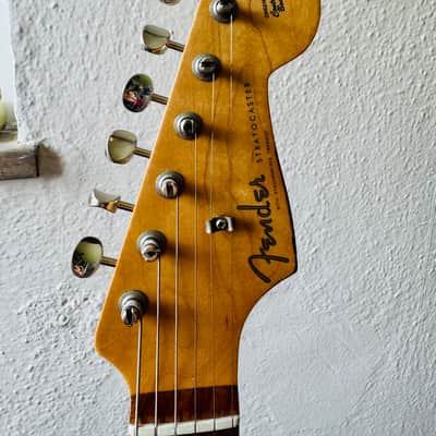 Fender Vintera II Road Worn '60s Stratocaster 2024 - 2026 - Lake Placid Blue image 8