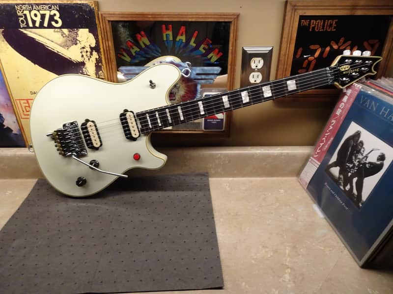 EVH MIJ Series EVH Edward Signature Wolfgang 2024-MINT -Brass tuners- Ivory image 1