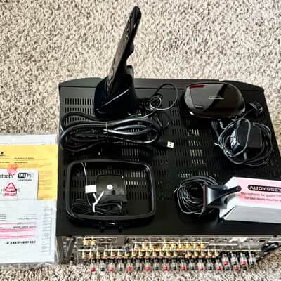 Marantz SR7010 AV Surround Receiver (Excellent- see description) image 3