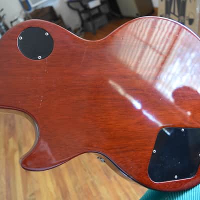 Gibson Les Paul Traditional, 2008, OHSC, Great player, Light flamed maple top image 3