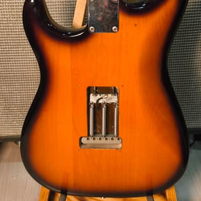 Fender American Vintage '57 Stratocaster 1982 2 Color Sunburst Refin image 12