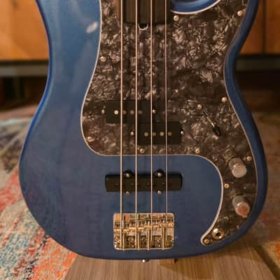 FENDER TONY FRANKLIN ARTIST SERIES P/J FRETLESS 4 STRING BASS LAKE PLACID BLUE WITH CASE- 2020 image 1