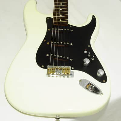 Fernandes the Revival Custom body 1980's Electric Guitar w/hard case Ref. No 5354 image 2