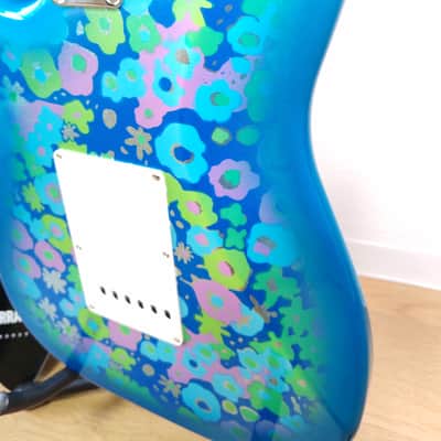 *NEW IN BOX* 2025 Fender Japan Limited Edition Stratocaster Blue Flower 2025 !! image 13
