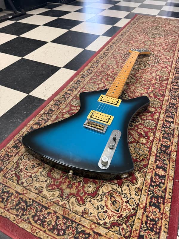 Washburn A-5 - Blueburst