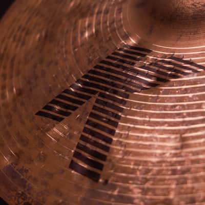 Zildjian 18" K Custom Special Dry Crash image 5