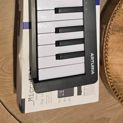 Arturia MicroLab MkIII 25-Key MIDI Controller 2025 - Present - Black