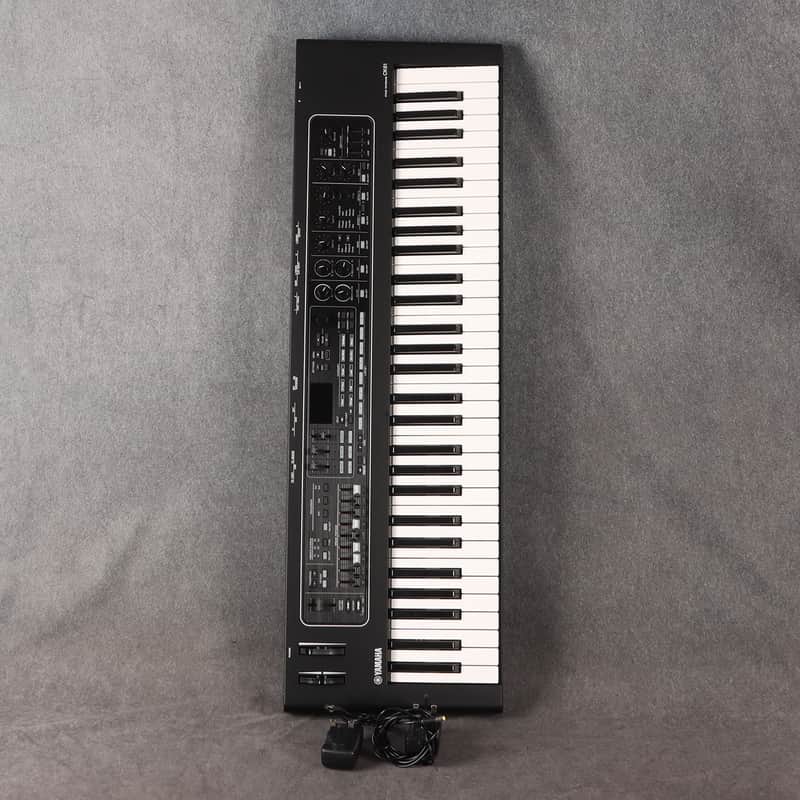 Yamaha CK61 Keyboard - 2nd Hand image 1