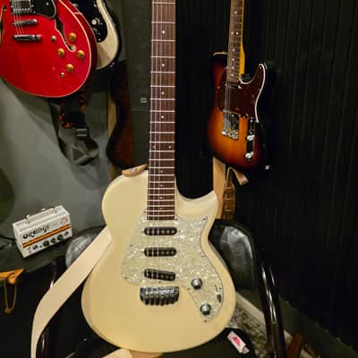 Taylor SB1-X Solidbody Classic image 1
