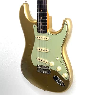 Fender Custom Shop Late '62 Stratocaster Relic/ Closet Classic - Aged Aztec Gold image 5