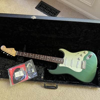 Fender MIJ Traditional II '60s Stratocaster 2023 - Sherwood Green image 12