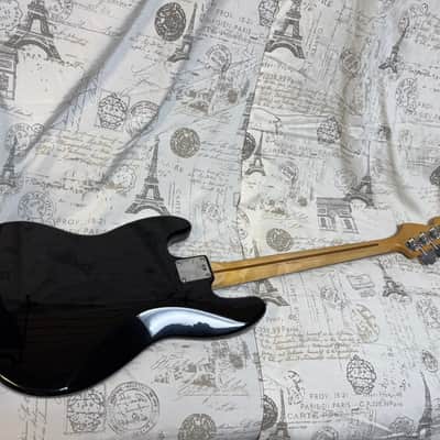 1999 Fender Standard Series Jazz Bass Black Real Rosewood Fingerboard Hard Shell Case image 8