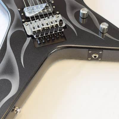 Kramer Tracii Guns Gunstar Voyager Black Metallic image 9
