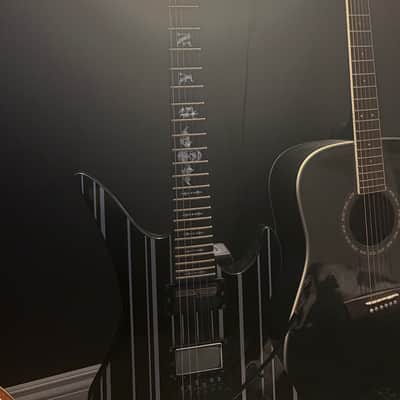 Schecter Synyster Gates Signature Synyster Custom-S Sustainiac with Schecter Humbucker 2018 - Present - Black with Silver Pinstripes image 5