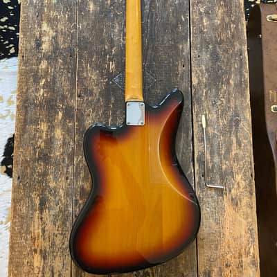 Fender Japan Jazzmaster 1966 Reissue CIJ O-Serial 1997 Three Tone Sunburst image 9