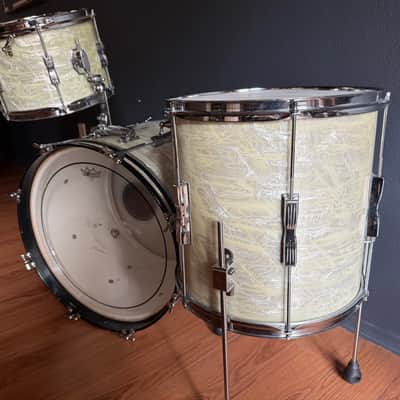 Ludwig Club Date 12/14/20 1967 Keystone White Marine Pearl image 5