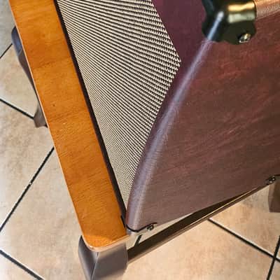 Traynor YCV40WR Custom Valve 40-Watt 1x12" Guitar Combo - Wine Red image 7
