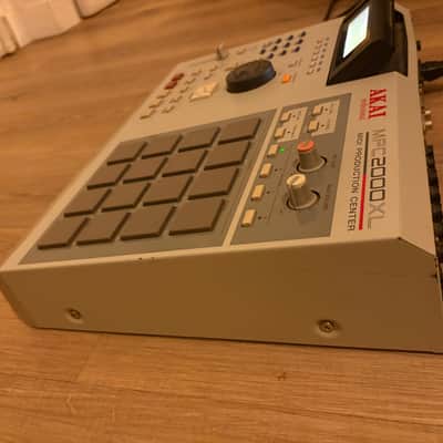 Akai MPC2000XL original manual 8 outs CF cards reader max ram image 13