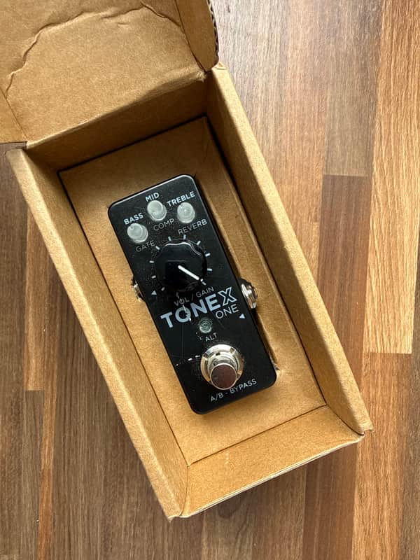 IK Multimedia ToneX One