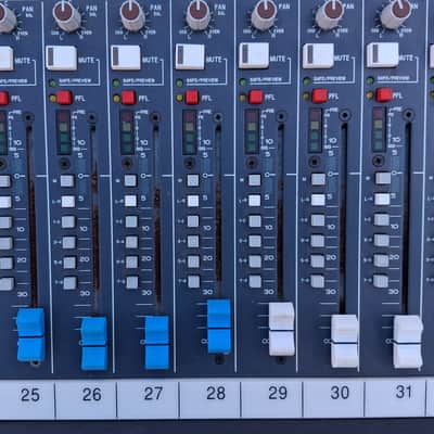 Allen & Heath GL4000 8-Group VCA 40-Channel Mixing Console image 16