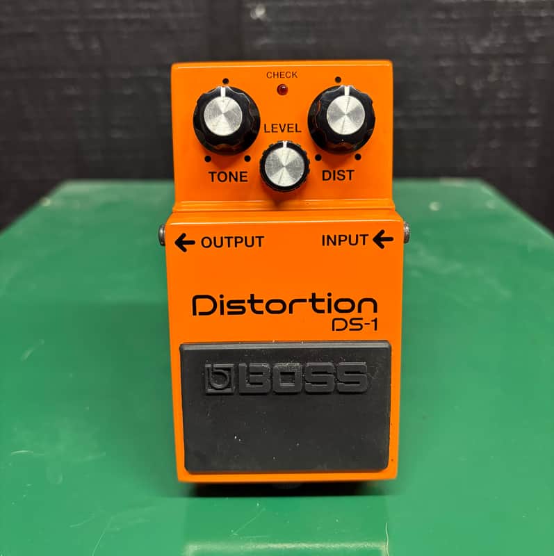 Boss DS-1 Distortion
