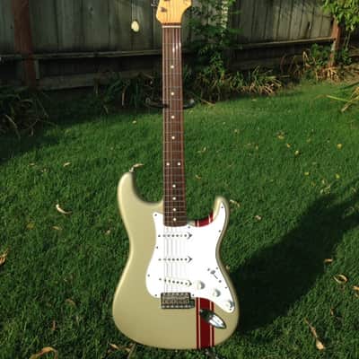Fender USA signature series  Stratocaster John Mayer  2007 Shoreline Gold Red Rally Stripe image 2