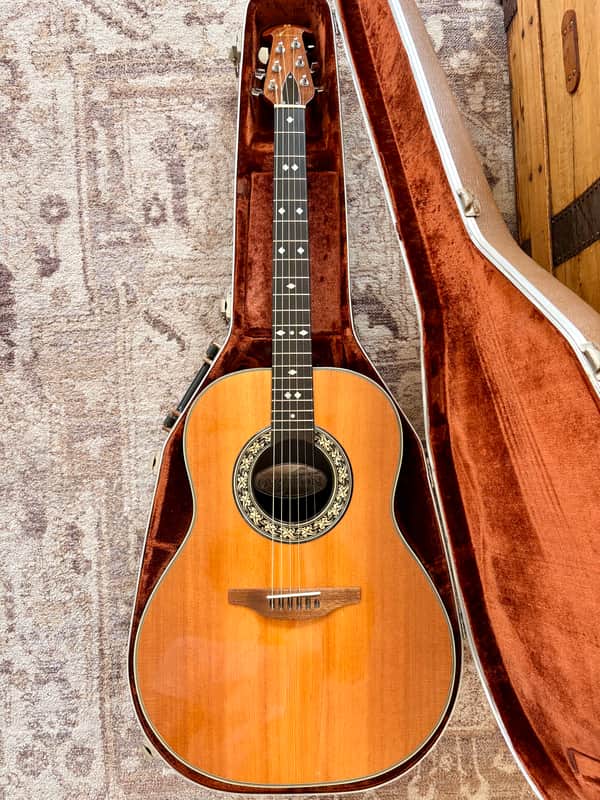 Ovation 1112 Custom Balladeer