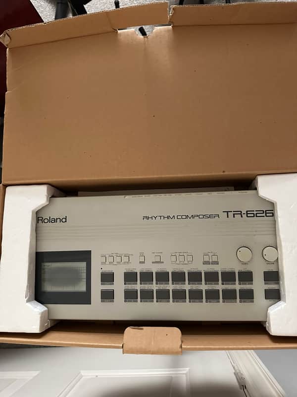 Roland TR-626 Rhythm Composer Drum Machine | Reverb