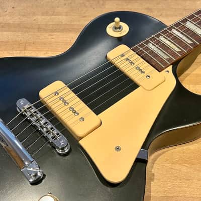 Gibson Les Paul Studio '60s Tribute P-90s 2011 - Worn Ebony + Case image 2