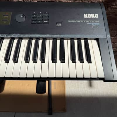 Korg Wavestation EX WS1 61-Key Vector Synthesizer Keyboard w/ On-Stage Stand – AS-IS image 6
