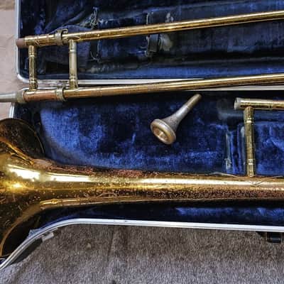King Cleveland 605 Tenor Trombone, USA, w/ case and mouthpiece, Good Condition image 5