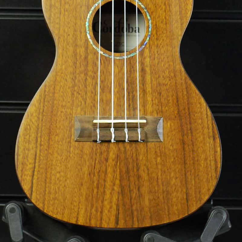 Cordoba 23C Concert ukulele Natural Satin
