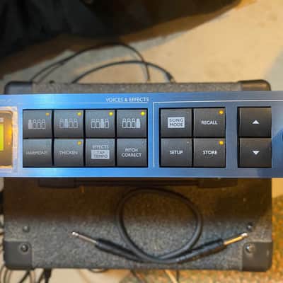 TC HELICON VOICEWORKS  HARMONY, CORRECTION AND EFFECTS RACK UNIT image 4