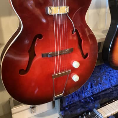 Harmony H53 Rocket 1959 - 1967 - Red Sunburst image 2