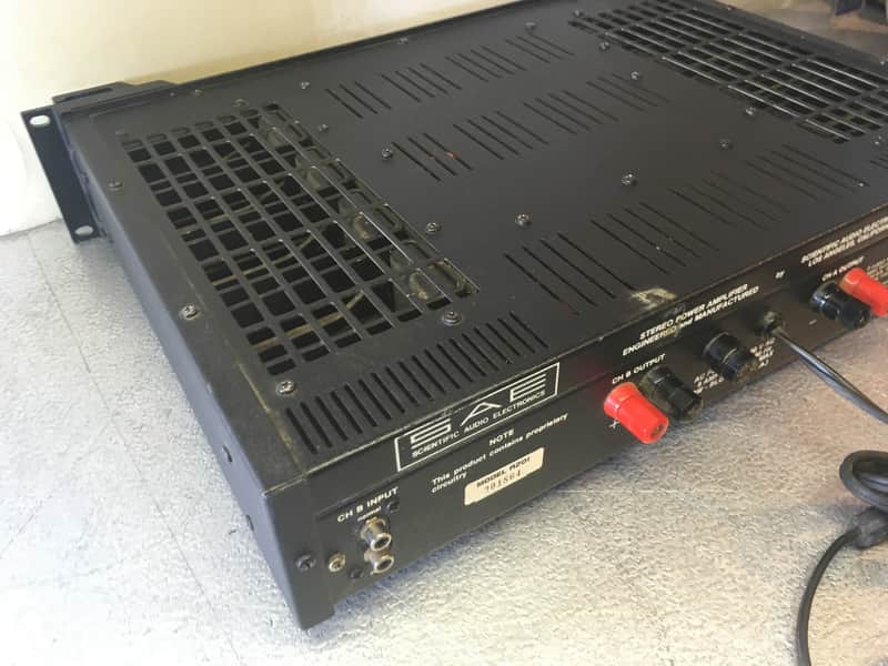 SAE A201 Dual High Resolution Power Amplifier - Good Working
