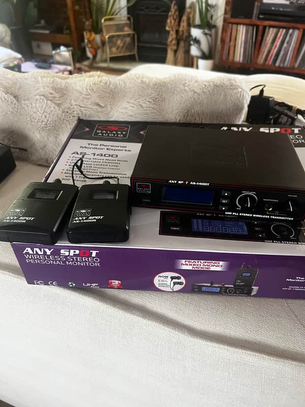 Galaxy Audio AS-1400M Any Spot Wireless In-Ear Monitor System - Band M (516-558 MHz) Twin Body Pack image 1