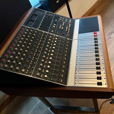 Neve Melbourne - rare - vintage - fully serviced recording desk 12Ch 33115 image 2