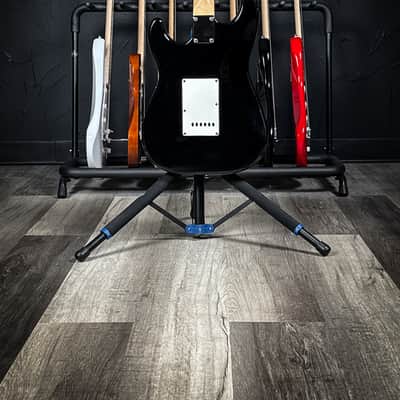 Squier Affinity Stratocaster SSS - Black image 6