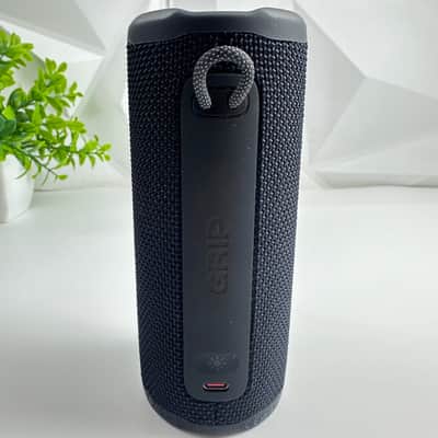 JBL GRIP Portable Bluetooth Speaker Waterproof IP68 14H Battery Black image 3