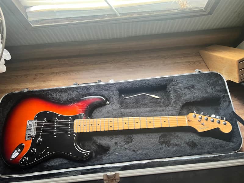 Fender American Standard 1995 - Tobacco Burst image 1