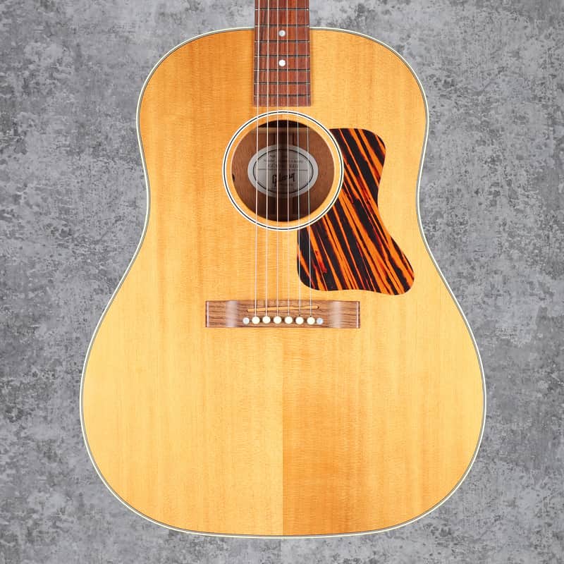 Gibson J-35